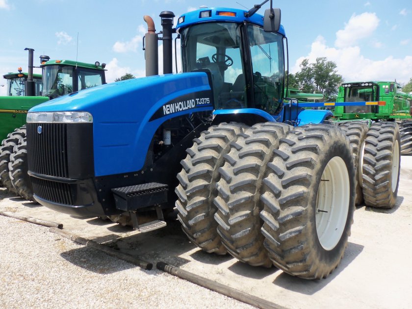Нью Холланд TJ 375