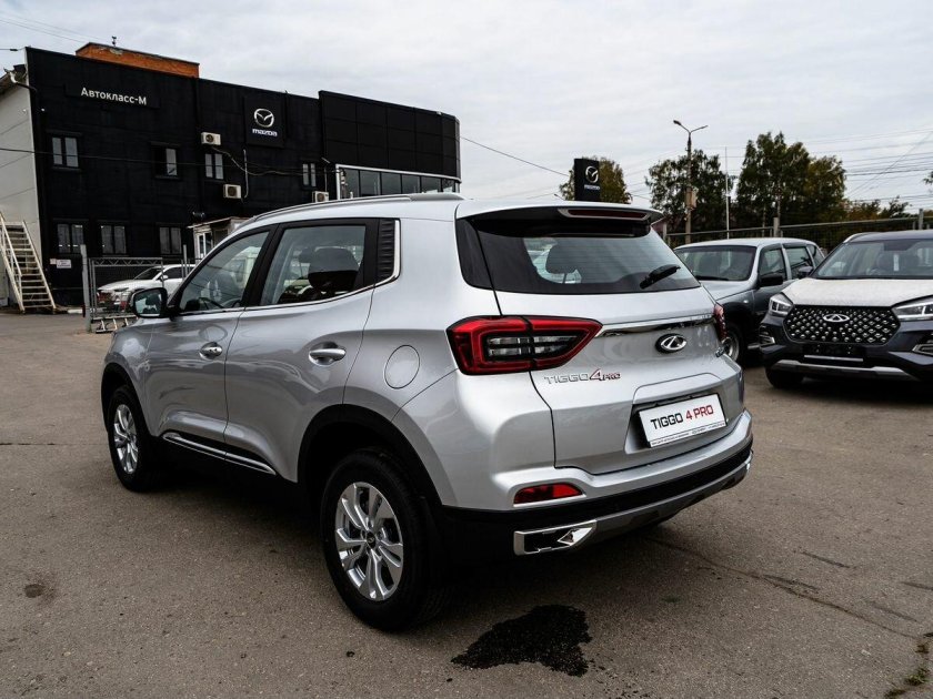Chery Tiggo 4 2022 белый