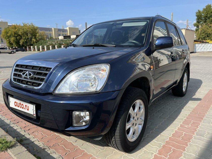 Машина chery tiggo