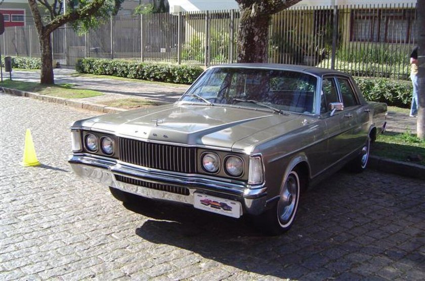 Ford Galaxie Landau