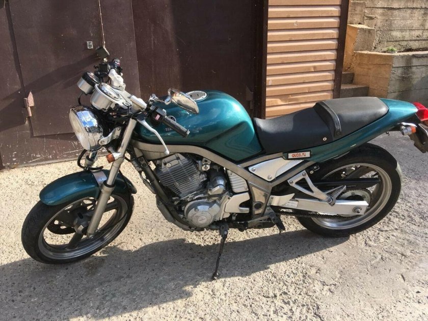 Yamaha SRX 400