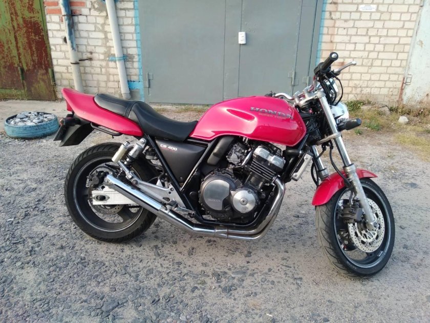 Honda CB 400