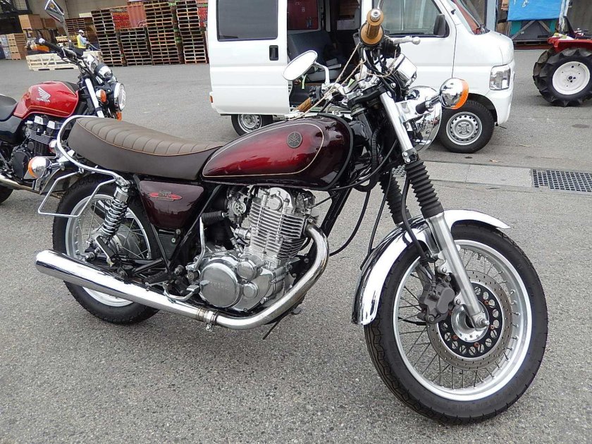 Ямаха 400 кубов классика