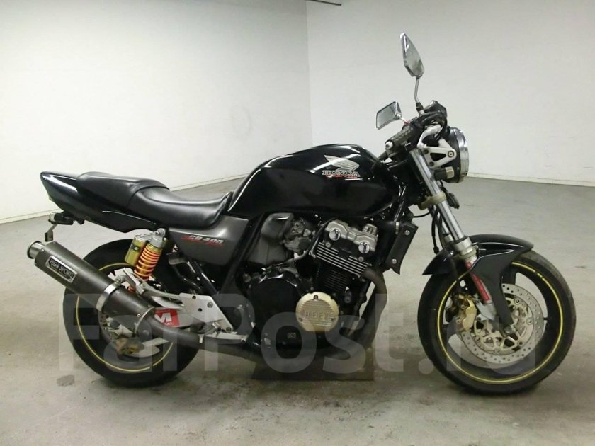 Honda CB 400 1999