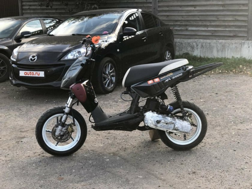 Скутер Yamaha Slider