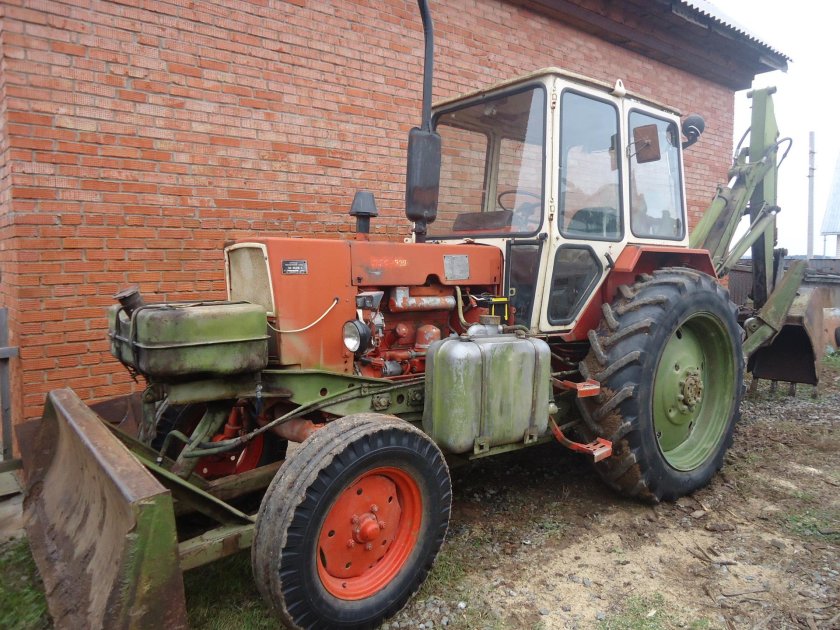 Трактор ЮМЗ 80