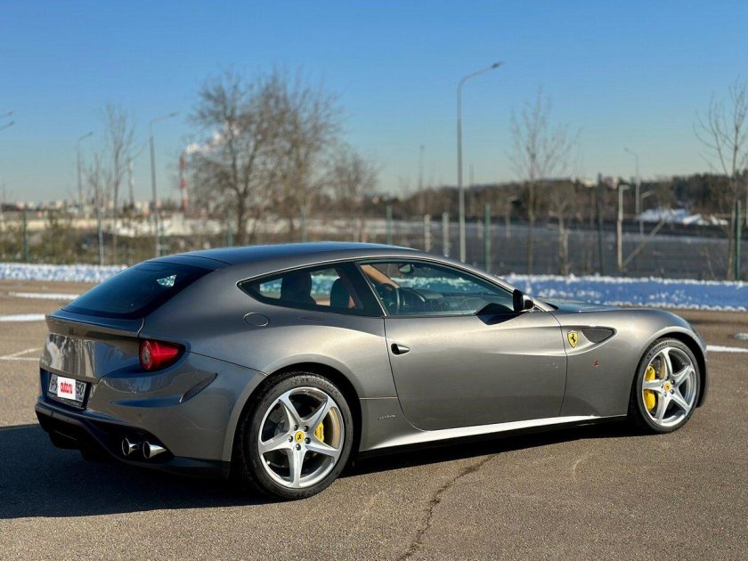 Ferrari ff 2011 2016
