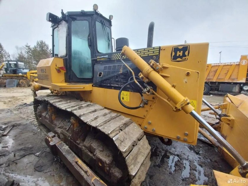 Бульдозер Shantui sd23