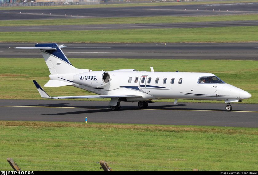 Learjet 45