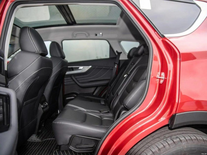 Jetour x70 Plus салон