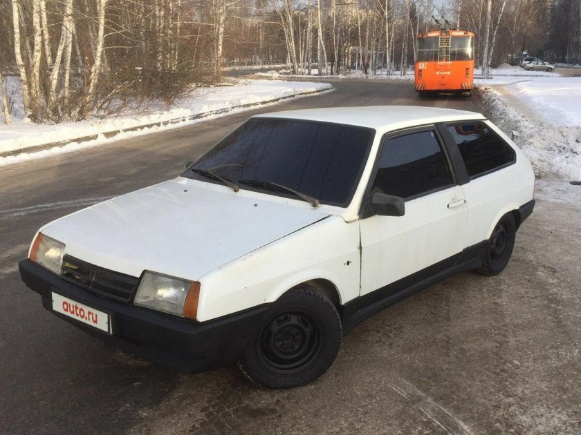 ВАЗ 2108 белая