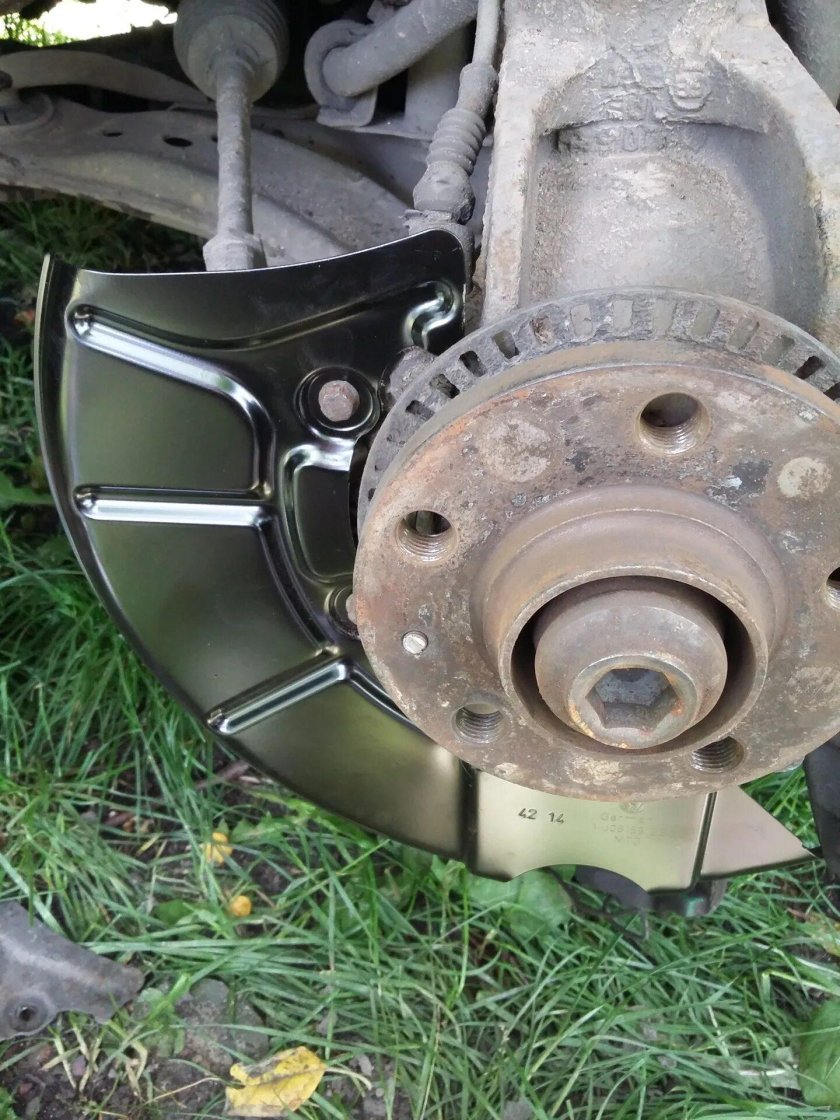 Пыльники тормозные под 312 диск гольф 6