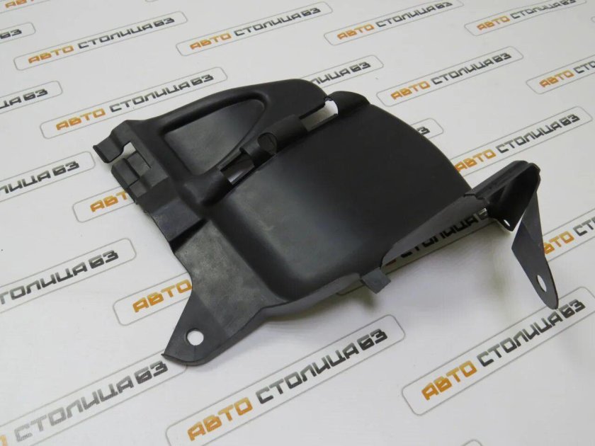 Щиток подкрылка левый Логан 6001549273