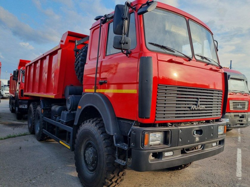 Самосвал маз