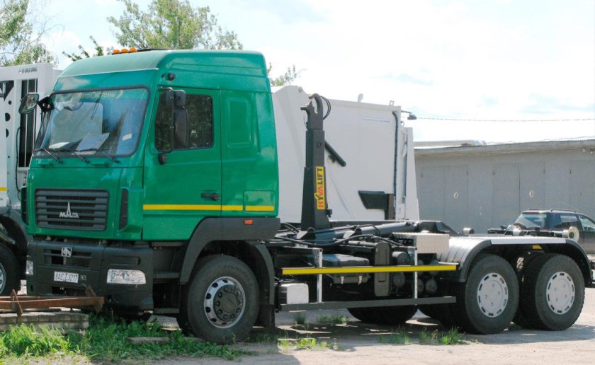 МАЗ 6312 мультилифт