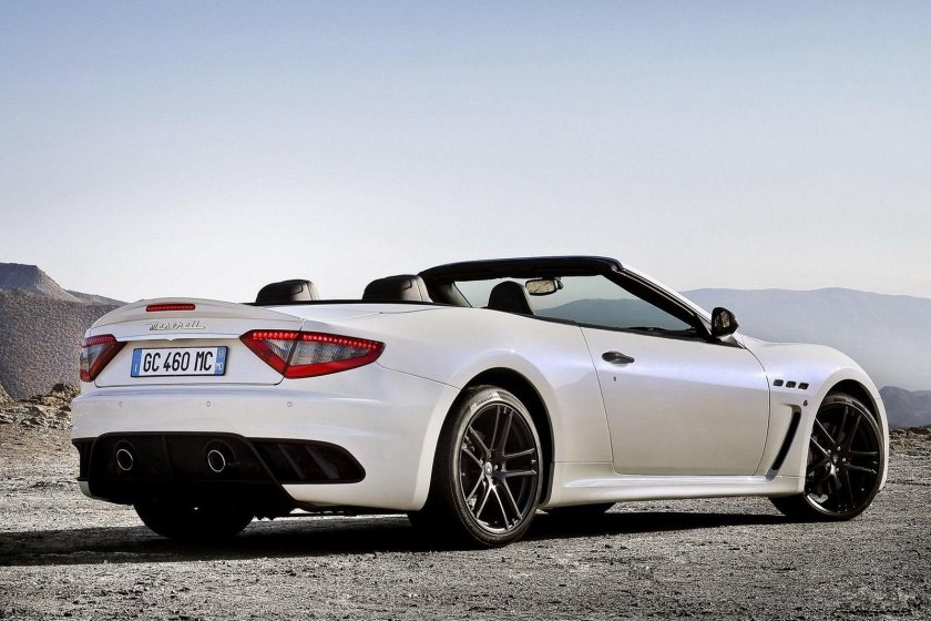 Maserati GRANCABRIO MC 2013