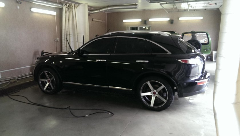 Инфинити fx35 на 20 дисках