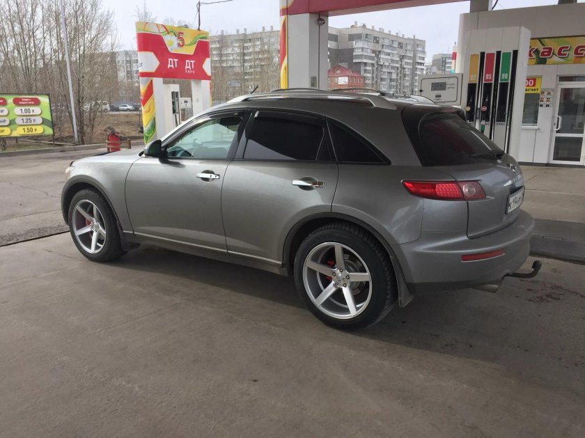 Инфинити fx35 на 20 дисках