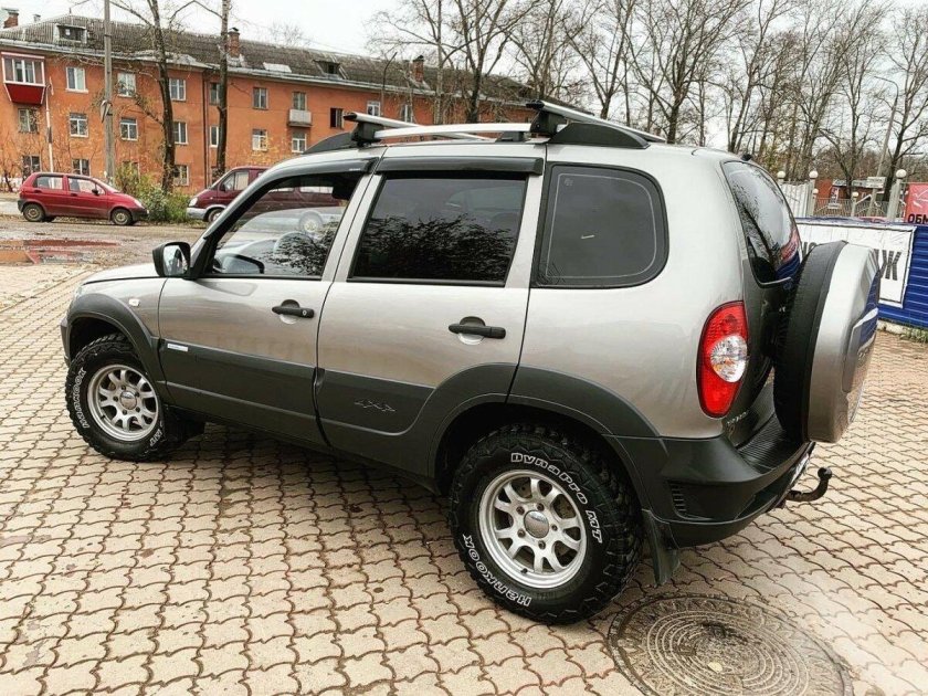 Шевроле Нива 2012