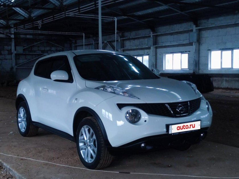 Ниссан жук 2012