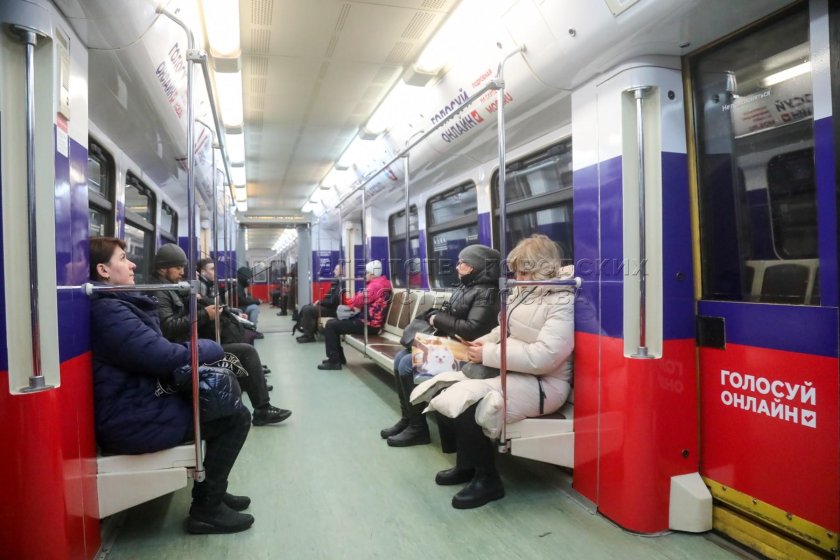 Вагон метро москва