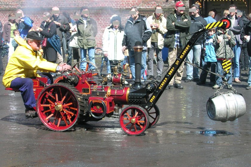 Паровой трактор