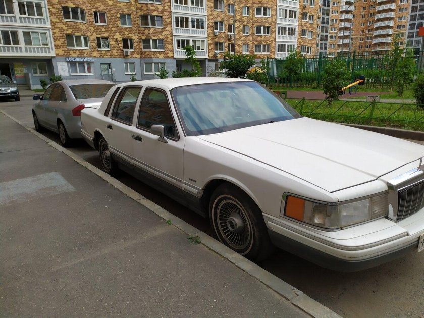 Lincoln Town car 4.6 at, 1991,