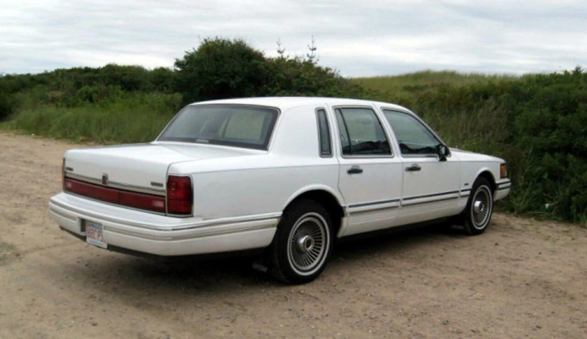 Lincoln town car 2 1990