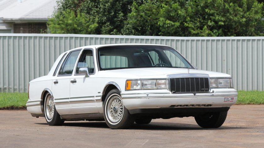 Lincoln Town car 1991
