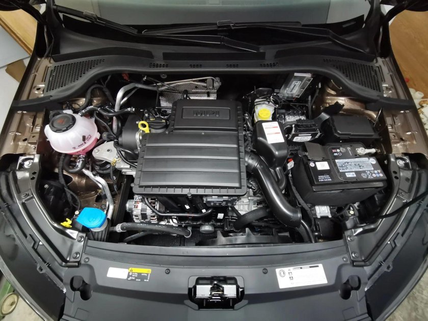 Аккумулятор Skoda Rapid 1.6