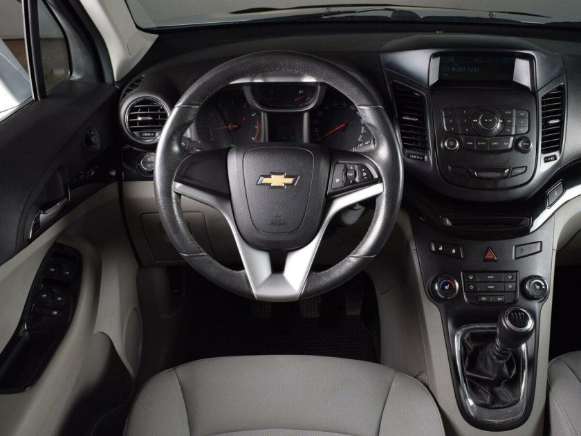 Chevrolet Orlando 2013 салон