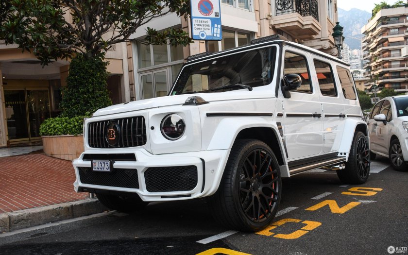 G63 Brabus белый