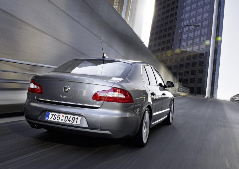Шкода Суперб 2012