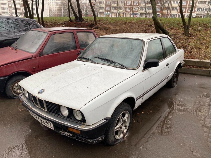 БМВ 318 1986