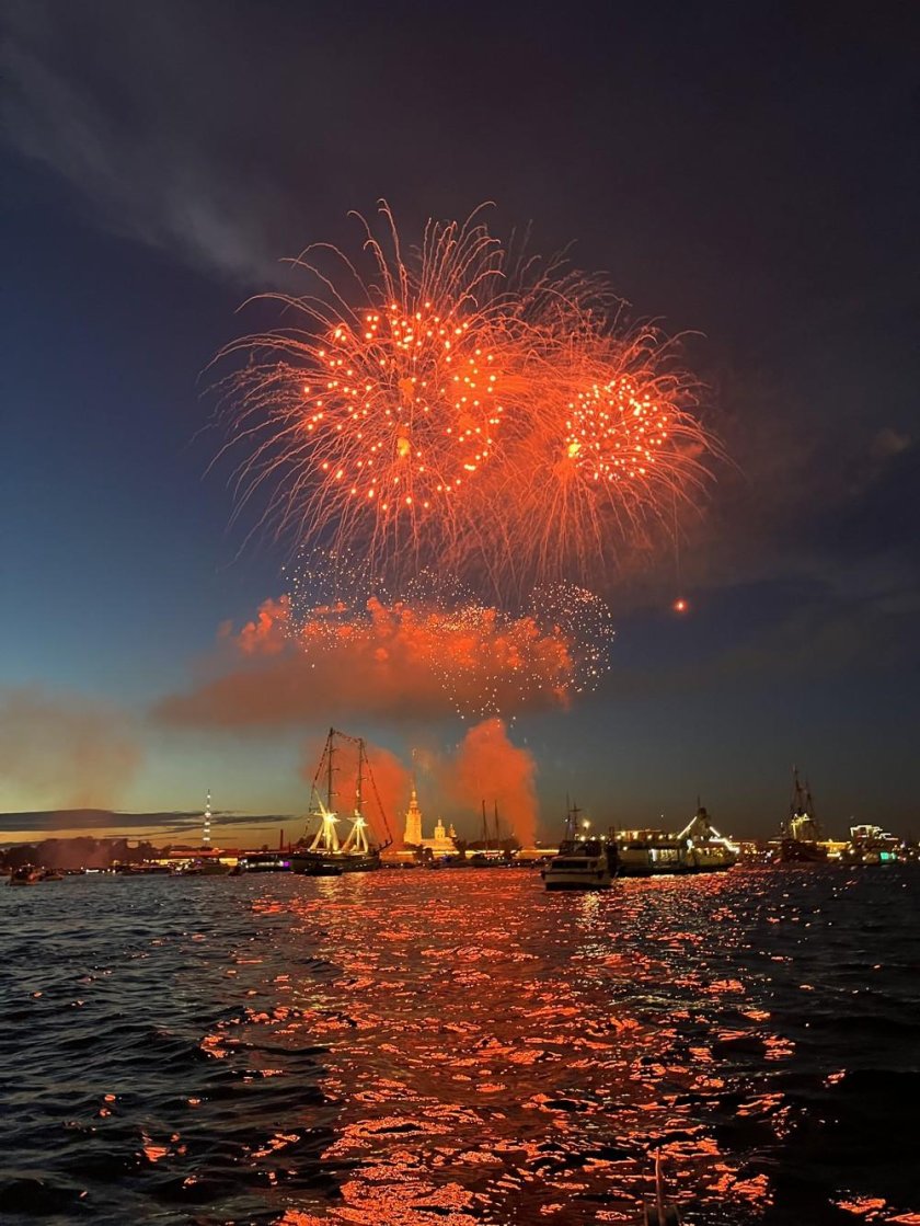 Салют день Победы Санкт-Петербург