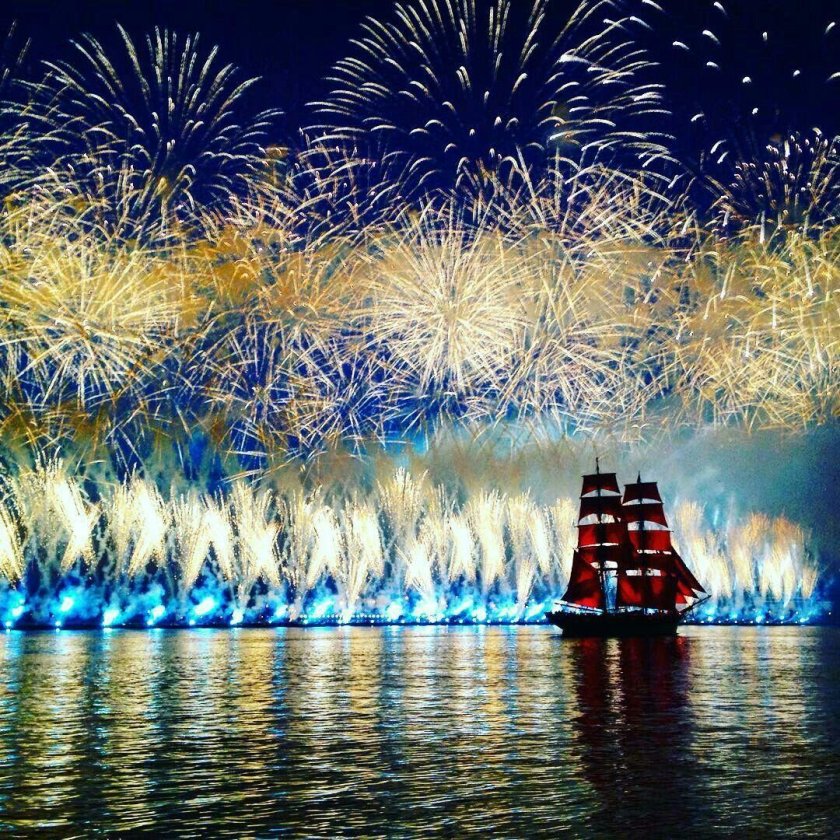 Алые паруса Санкт-Петербург салют