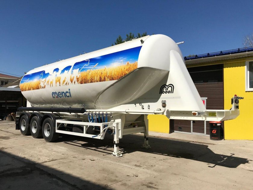 Полуприцеп Менси кормовоз