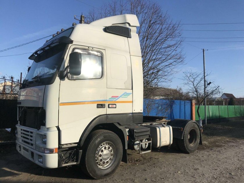 Тягач вольво 1997 года