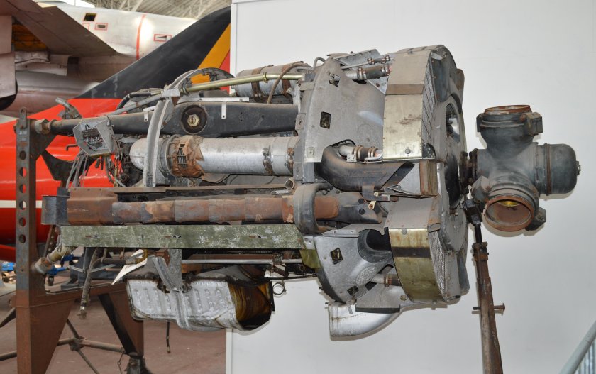 Jumo 210 двигатель