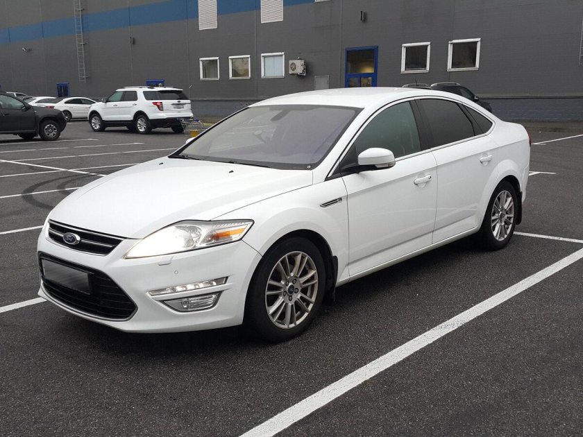 Форд Мондео 4 белый