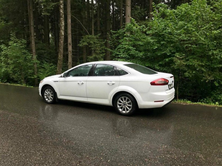 Форд Мондео 4 белый