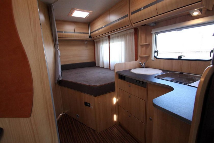 Автодом Пежо боксер