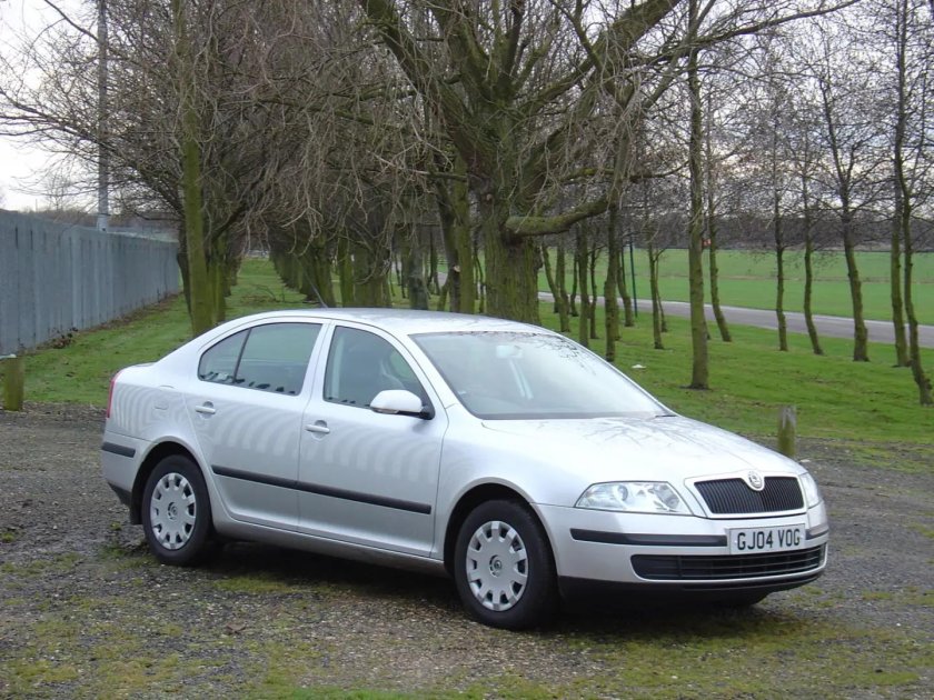 Шкода Octavia 2004