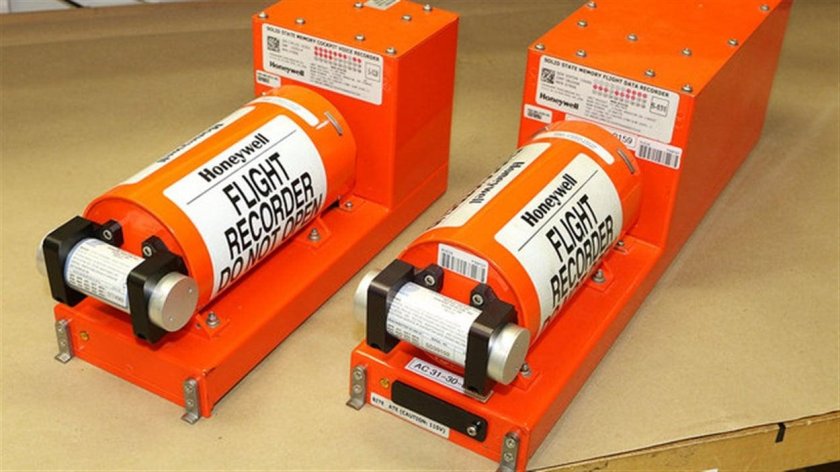 Бортовой самописец черный ящик