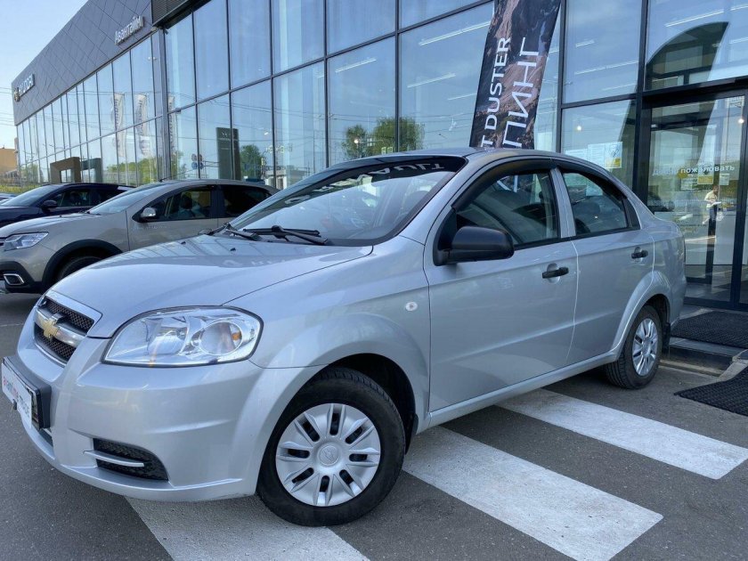 Шевроле Авео 2011 1.2 84 л.с