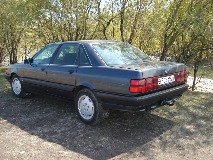 Ауди 100 90г