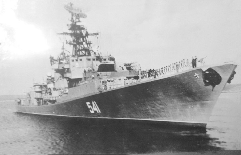 Эсминец проекта 57