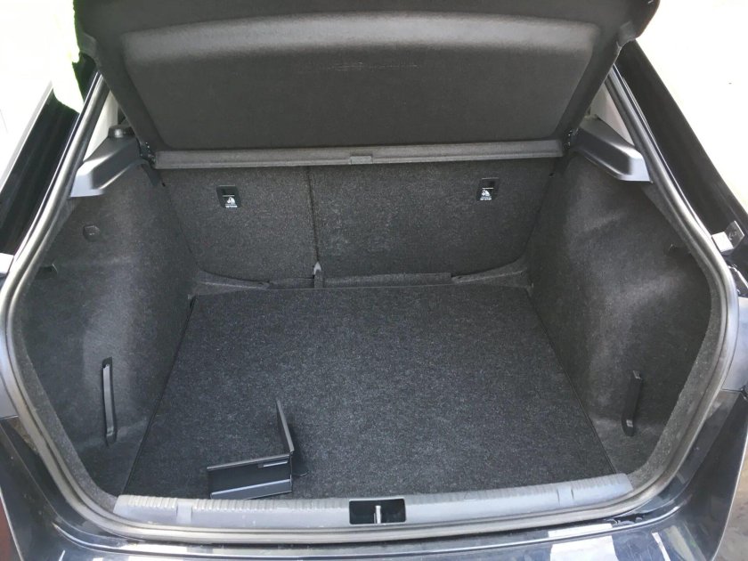 Skoda Rapid 2 багажник