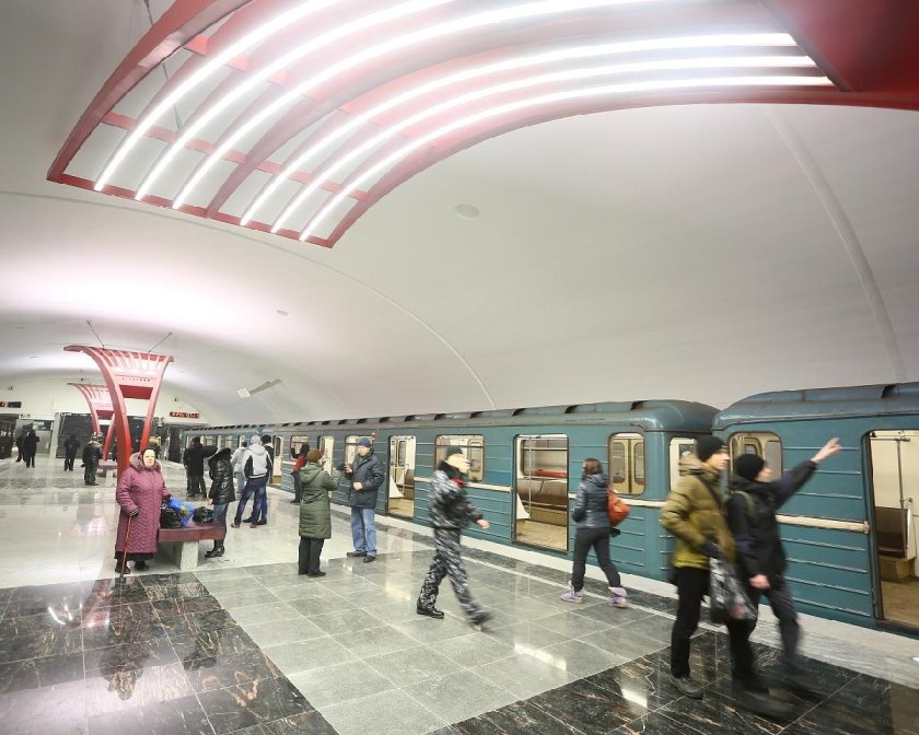 Алма-Атинская станция метро