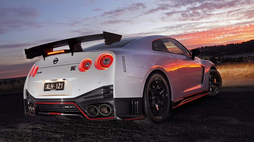Nissan gtr 35
